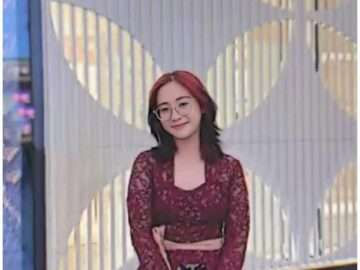 Bella Red Kebaya